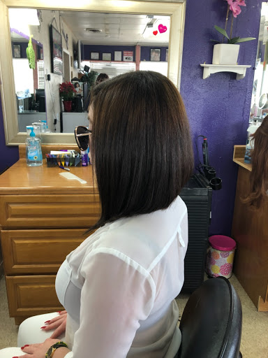 Hair Salon «Nuevo Look Beauty Salon», reviews and photos, 228 Martha St, Euless, TX 76040, USA