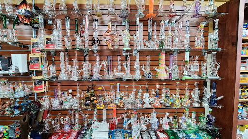 Tobacco Shop «US Tobacco», reviews and photos, 1701 N Larkin Ave #502, Crest Hill, IL 60403, USA