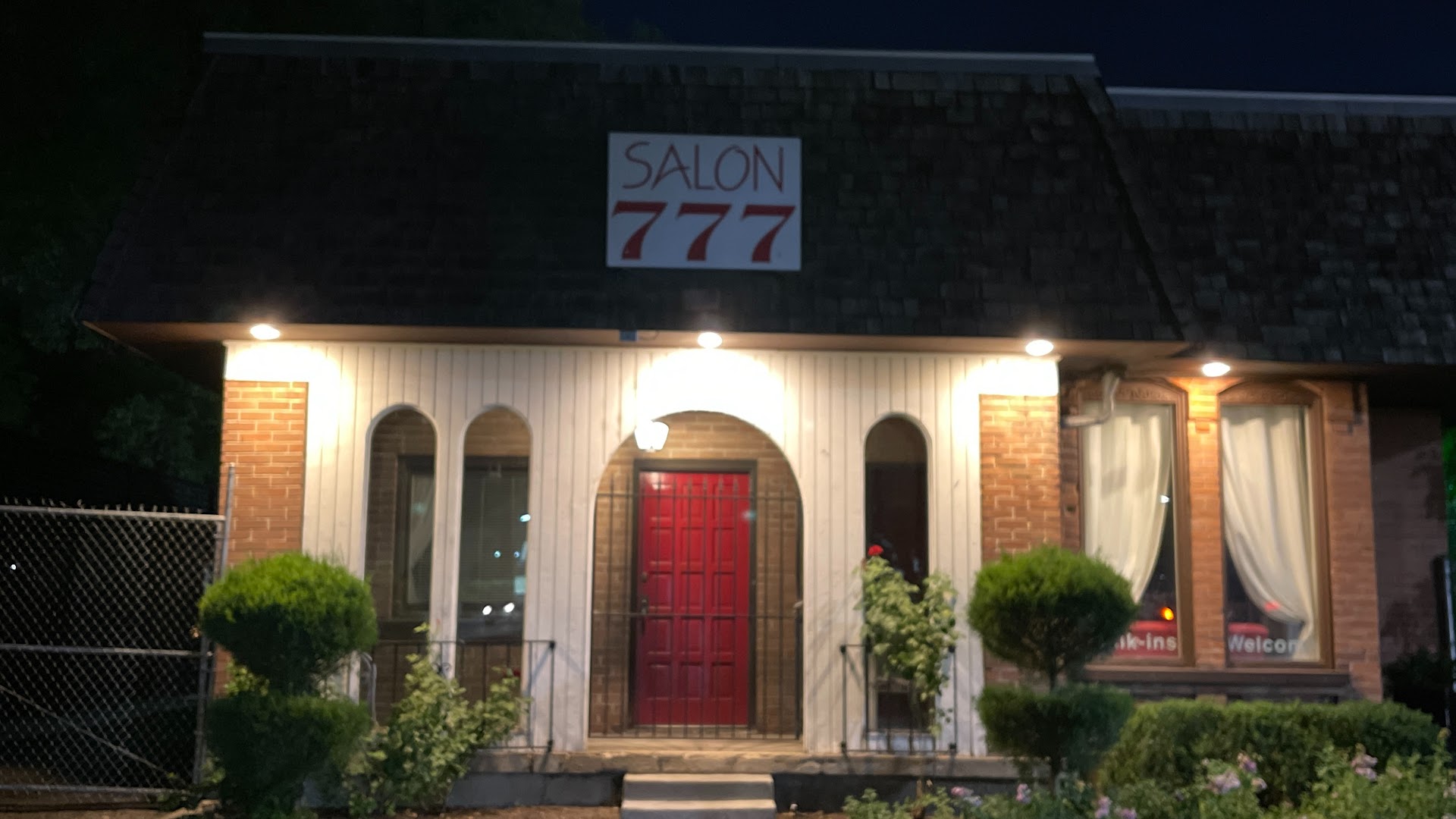 Salon 777