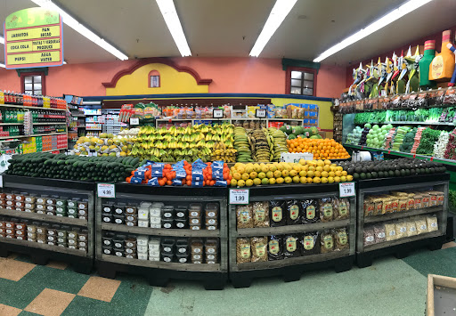 Grocery Store «La Plaza Market», reviews and photos, 515 McLaughlin Ave, San Jose, CA 95116, USA
