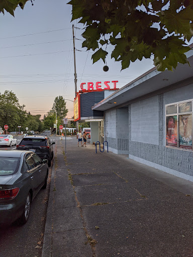 Movie Theater «Landmark CREST Theatre», reviews and photos, 16505 5th Ave NE, Shoreline, WA 98155, USA