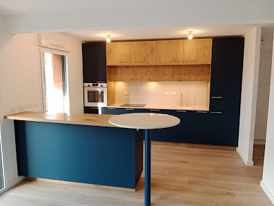 YHM CreationS CUISINES 61 Av. des Druides, 56340 Carnac, France