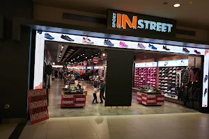 IN Street Gebze Center AVM Mağazası image