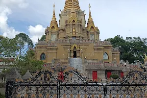 Phra Mahathat Chedi Phra Phuttha Thamma Prakat image