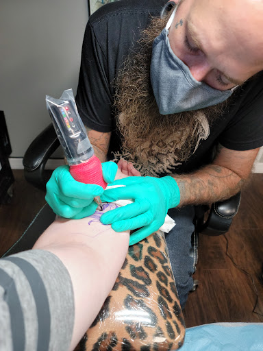 Tattoo Shop «Atlantis Tattoo & Gallery», reviews and photos, 1344 Malabar Rd SE, Palm Bay, FL 32907, USA