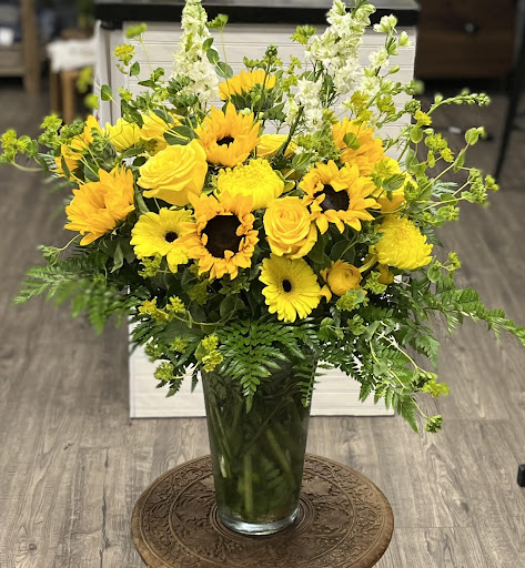 Florist «Silver Tulip Florist Inc», reviews and photos, 681 Newman Springs Rd, Lincroft, NJ 07738, USA