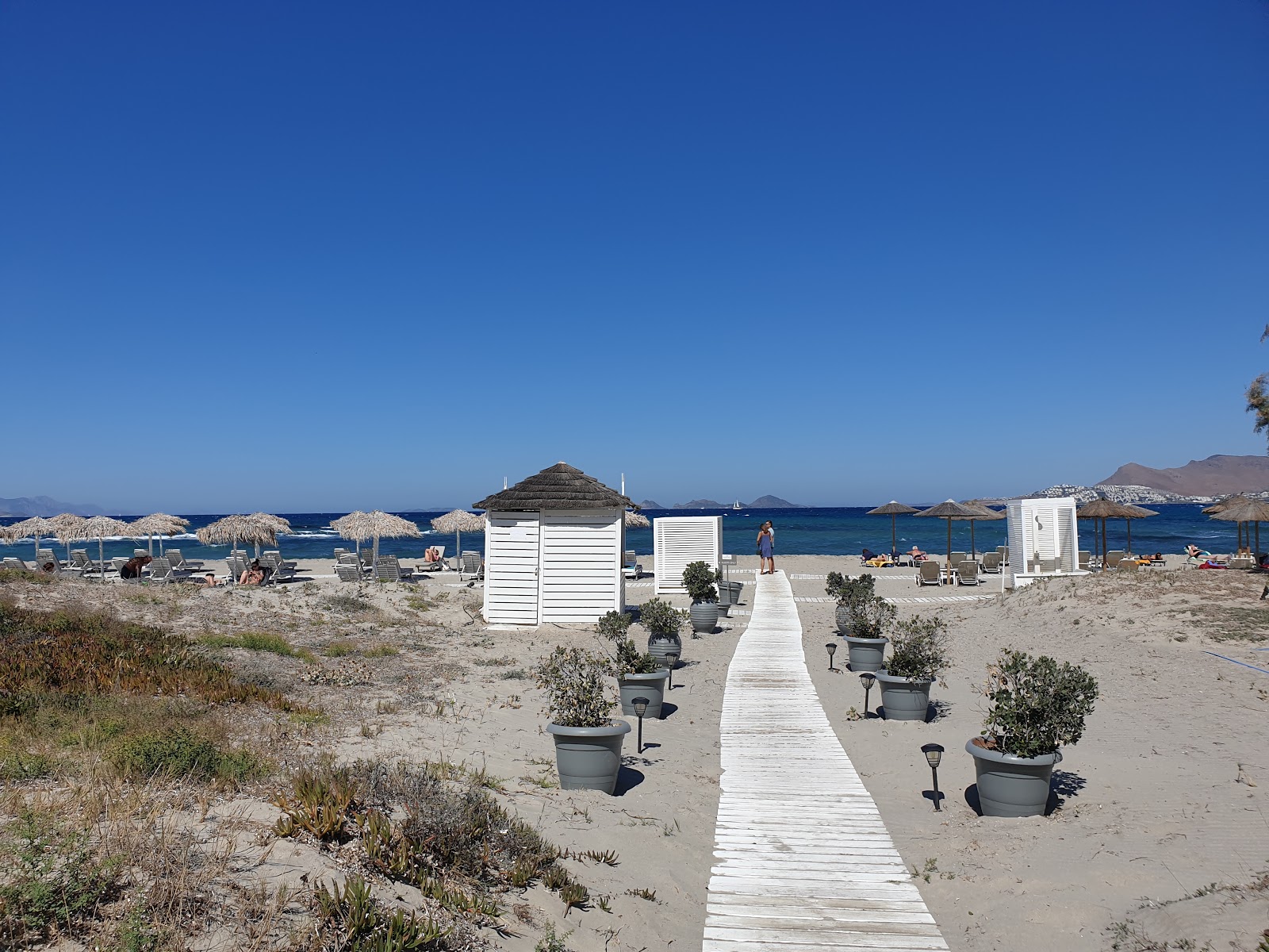 Foto de Aqua Blue beach com praia direta