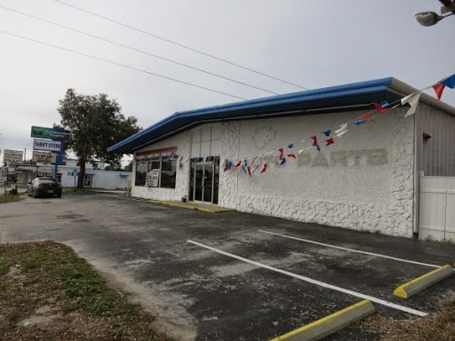 Thrift Store «The Kindness Wave Foundation Thrift Store», reviews and photos, 6210 Seminole Blvd, Seminole, FL 33772, USA