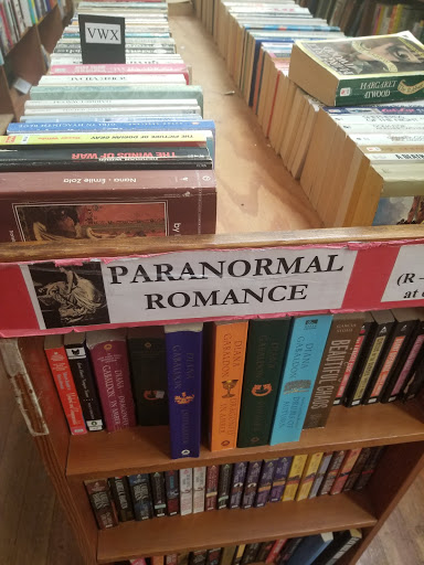 Book Store «Walden Pond Bookstore», reviews and photos, 3316 Grand Ave, Oakland, CA 94610, USA