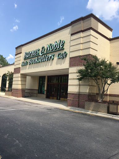 Book Store «Barnes & Noble», reviews and photos, 760 SE Maynard Rd, Cary, NC 27511, USA