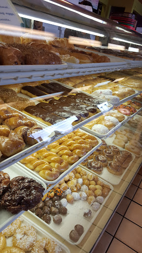 Donut Shop «The Original Rainbow Donuts», reviews and photos, 15834 N Cave Creek Rd, Phoenix, AZ 85032, USA