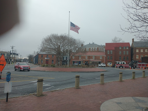 Wine Store «Mills Fine Wine & Spirits», reviews and photos, 87 Main St, Annapolis, MD 21401, USA