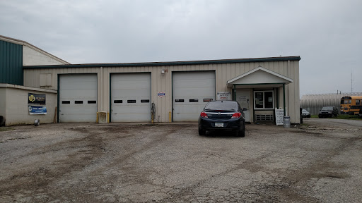 Auto Repair Shop «Advantage Auto Solutions», reviews and photos, 305 E Clifty Dr, Madison, IN 47250, USA