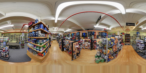 Outdoor Sports Store «U.S. Outdoor», reviews and photos, 219 SW Broadway, Portland, OR 97205, USA