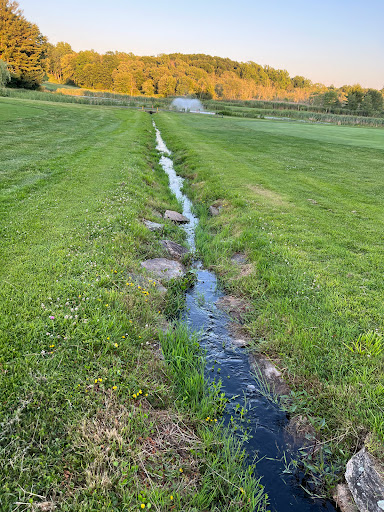 Golf Course «Tashua Knolls & Tashua Glen Golf Course», reviews and photos, 40 Tashua Knolls Ln, Trumbull, CT 06611, USA