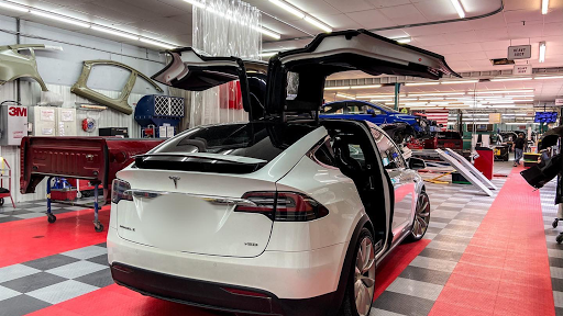 Auto Body Shop «Franks Accurate Body Shop», reviews and photos, 684 I- 10 Srv Rd, Slidell, LA 70461, USA