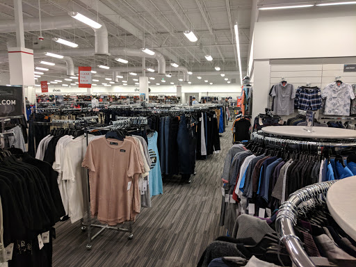 Department Store «Nordstrom Rack The Plaza at Jordan Creek», reviews and photos, 320 S Jordan Creek Pkwy, West Des Moines, IA 50266, USA