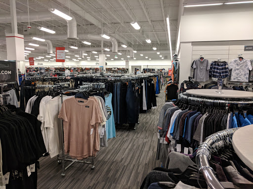 Department Store «Nordstrom Rack The Plaza at Jordan Creek», reviews and photos, 320 S Jordan Creek Pkwy, West Des Moines, IA 50266, USA