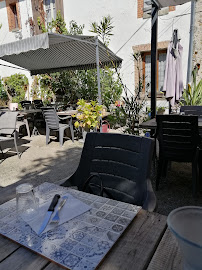 Atmosphère du Restaurant Le Saint Jean à Romorantin-Lanthenay - n°3