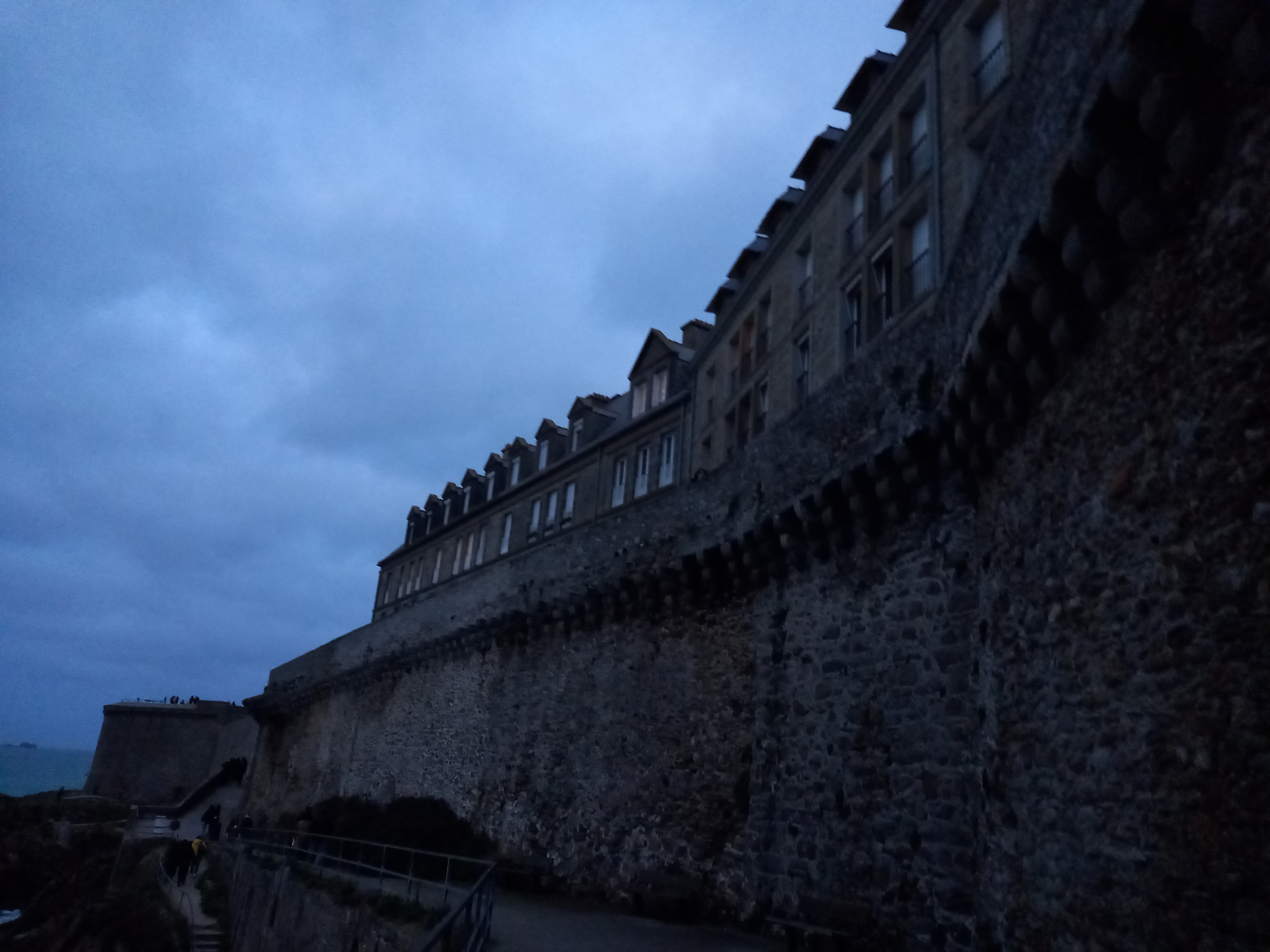 Photo n° 11 de l'avis de Dhdhjd.w fait le 26/12/2023 à 11:12
