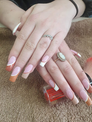 Reviews of DV NAILS and BEAUTY in Peterborough - Beauty salon