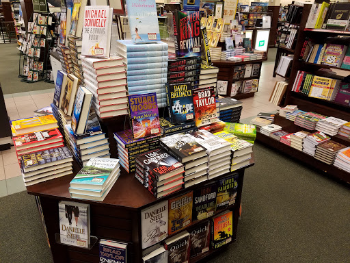Book Store «Barnes & Noble», reviews and photos, 2720 Towne Dr, Beavercreek, OH 45431, USA