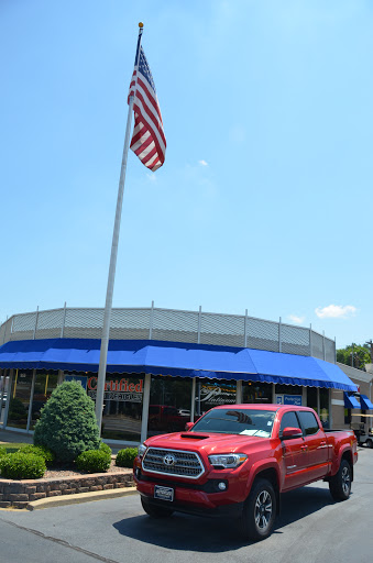 Car Dealer «Tony Knight Autoplex», reviews and photos, 955 N Riverside Dr, Clarksville, TN 37040, USA