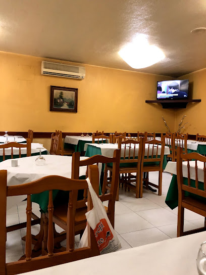 Castro Restaurante - Avenida Dolores Mosquera, 10, 36650 Caldas de Reis, Pontevedra, Spain