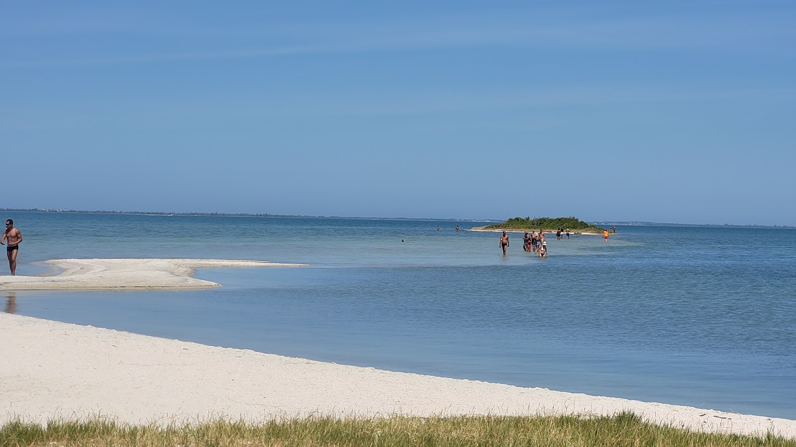 Foto von Praia da Salina mit beiger sand Oberfläche