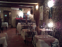 Atmosphère du Restaurant Le Mandrin à Romans-sur-Isère - n°12
