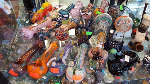 Tobacco Shop «GoodFellas Smoke Shop», reviews and photos, 1007 Caprice Dr, Castle Rock, CO 80109, USA