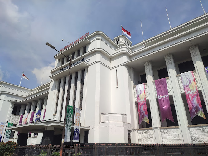 Mengenal Lebih Dekat Museum Sejarah di Daerah Khusus Ibukota Jakarta dan Jumlah Tempat Tempat Menarik Lainnya