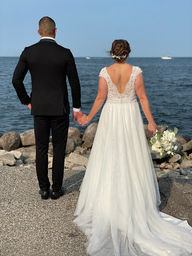 Bridal Shop «Allure Bridal Salon», reviews and photos, 29457 W 6 Mile Rd, Livonia, MI 48152, USA