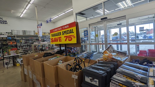 Hardware Store «Harbor Freight Tools», reviews and photos, 712 W Poplar Ave, Collierville, TN 38017, USA