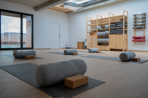 Yogagâra en Hondarribia, Guipúzcoa