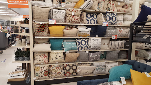 Discount Store «Big Lots», reviews and photos, 940 Silver Ln #3, East Hartford, CT 06118, USA