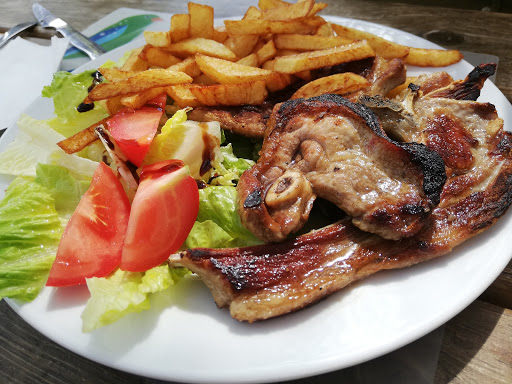 Información y opiniones sobre El Fresno Bar Terraza de Buerba