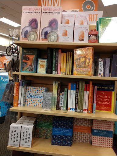 Used Book Store «2nd & Charles», reviews and photos, 3525 Ross Clark Cir #300, Dothan, AL 36303, USA