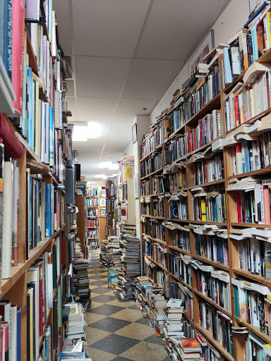 Used Book Store «Yes Books», reviews and photos, 589 Congress St, Portland, ME 04101, USA