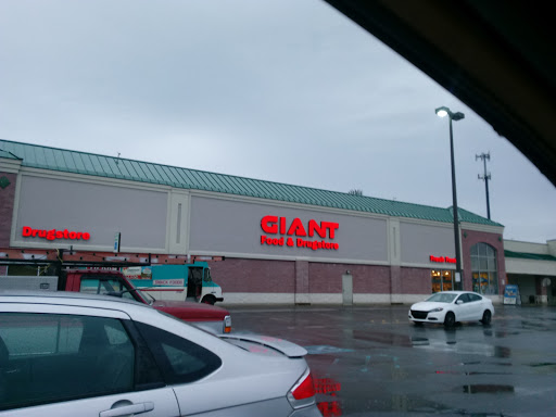 Grocery Store «Giant Food Stores», reviews and photos, 1600 Nay Aug Ave, Scranton, PA 18509, USA