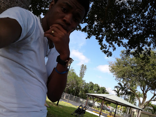 Community Center «Sunkist Grove Community Center», reviews and photos, 12500 NW 13th Ave, North Miami, FL 33167, USA