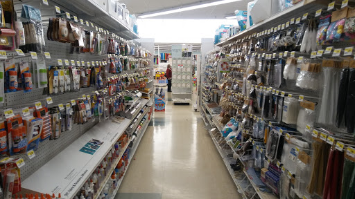 Fabric Store «Jo-Ann Fabrics and Crafts», reviews and photos, 902 W Kimberly Rd Ste 41, Davenport, IA 52806, USA