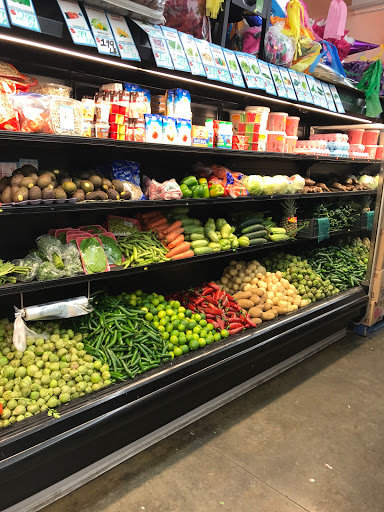 Grocery Store «EL MERCADITO GROCERY», reviews and photos, 906 Eastern Blvd, Clarksville, IN 47129, USA