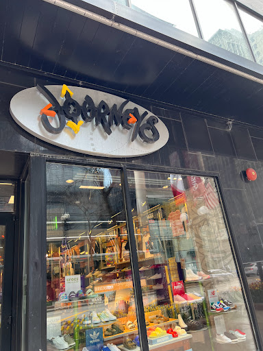 Shoe Store «Journeys», reviews and photos, 133 S State St, Chicago, IL 60603, USA