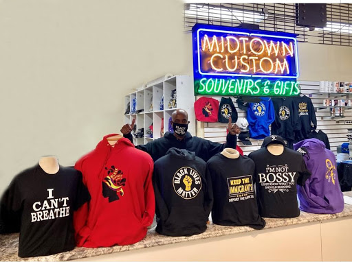 Custom T-shirt Store «Midtown Custom Souvenirs and Gifts», reviews and photos, 920 E Lake St #148n, Minneapolis, MN 55407, USA