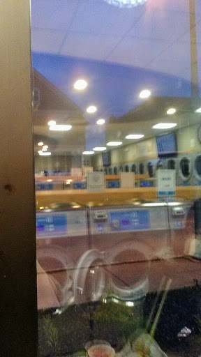 Laundromat «Sudz Laundry», reviews and photos, 124 E Main St, Lansdale, PA 19446, USA