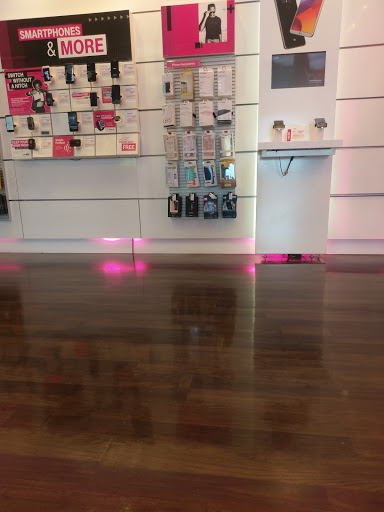T-Mobile image