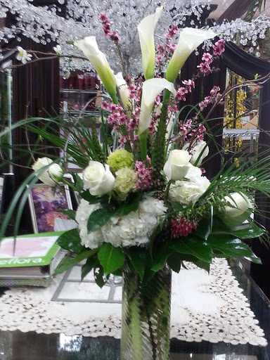 Florist «Arrowhead Flowers», reviews and photos, 6680 W Bell Rd, Glendale, AZ 85308, USA