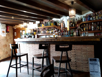 Taberna Merche - Av. Castilla y León, 73, 05440 Piedralaves, Ávila, Spain