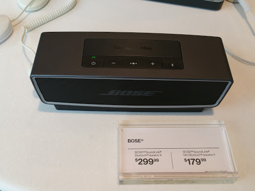 Cell Phone Store «Verizon», reviews and photos, 1910 Walnut St, Cary, NC 27518, USA